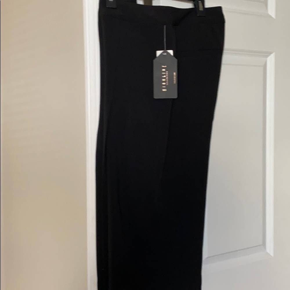 Wide leg Capri dress pant
